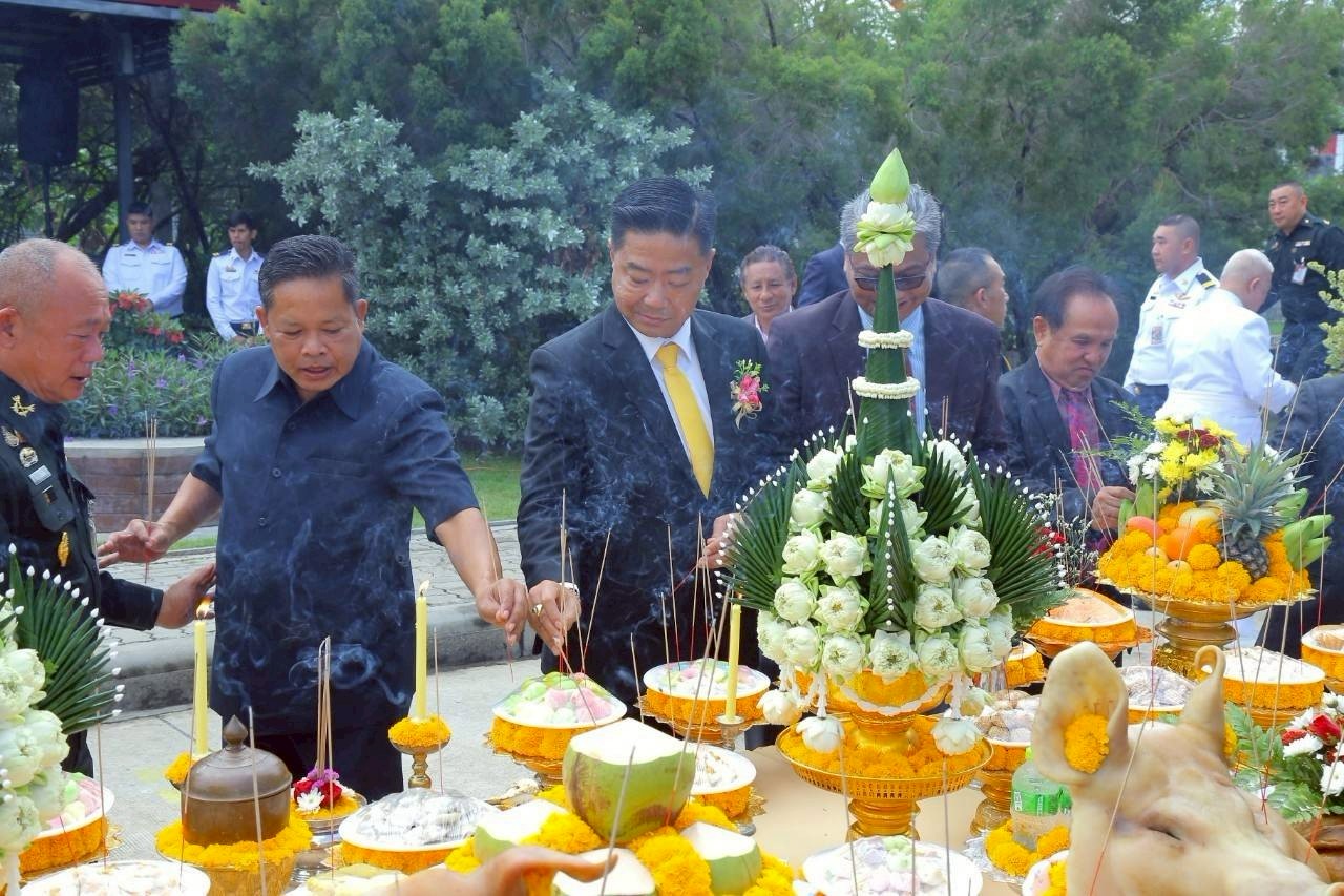 ว่าที่ ร.ต.ฐาพล สาติยะ ว่าที่นายกสมาคมศิษย์เก่า ช่างกล ขส.ทบ. พร้อมด้วยคณะกรรมการสมาคมฯ เดินทางไปร่วมงานวันสถาปนา โรงเรียนกองทัพบกอุปถัมภ์ - 10
