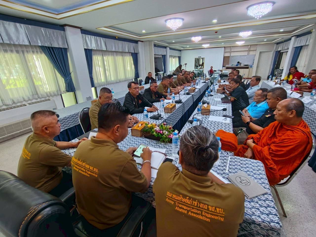 8 มิ.ย.68 เวลา 09.00 น. ณ ห้องประชุม ชั้น 1 รร.ทบอ.ช่างกล ขส.ทบ. ว่าที่คณะกรรมการสมาคมศิษย์เก่าช่างกล ขส.ทบ. นำโดย ว่าที่ ร.ต.ฐาพล สาติยะ ว่าที่นายกสมาคมศิษย์เก่าฯ ได้เรียนเชิญ ประธานชมรม, ประธานกลุ่มต่าง ๆ และผู้แทน เข้าร่วมประชุม/เสวนา ในเรื่องทิศทางการดำเนินกิจกรรมของชมรมและกลุ่มต่าง ๆ - 3
